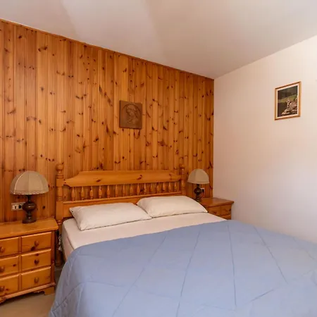 Dimora Al Vajolet Apartment *