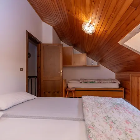 Apartment Dimora Al Vajolet Pozza di Fassa
