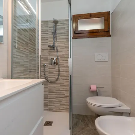 Apartment Dimora Al Vajolet